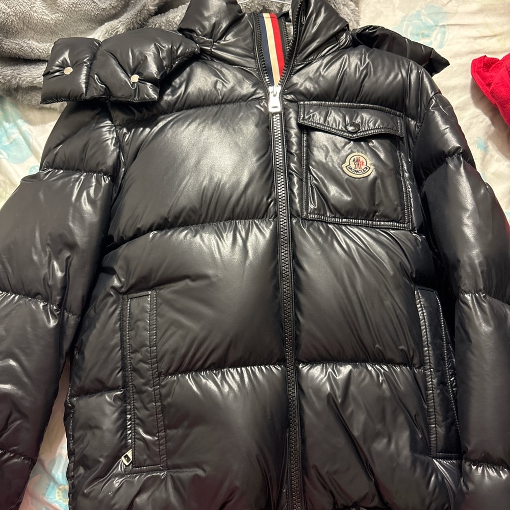 Black Montbeliard Down Moncler Jacket, SIZE 1